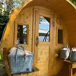 Ferienhaeuser Im Naturresort Drewitz