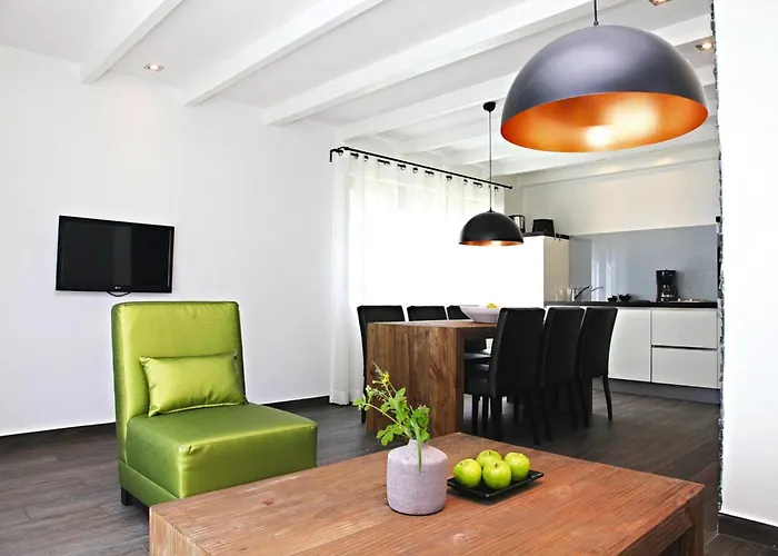 Ferienhaeuser Im Naturresort *