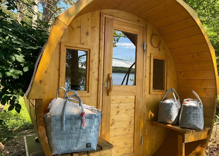 Ferienhaeuser Im Naturresort Nyaraló